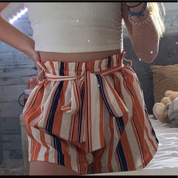 SHEIN Pants - Tie up shorts